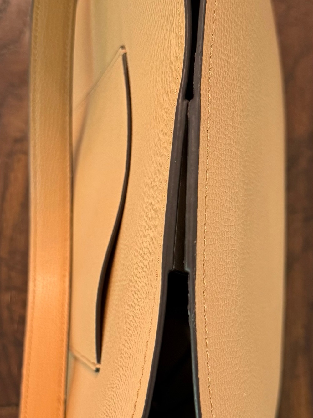 kate spade New York Darcy Bucket Leather Crossbody Bag in Classic Saddle - Picture 3 of 4